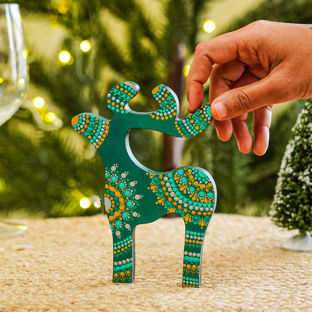 Hand-Painted Reindeer Dot Art Mdf Wood Table Decor For Christmas Decoration