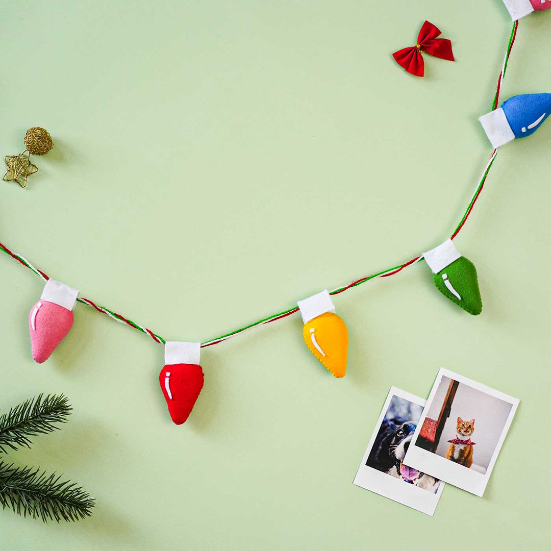 Handmade Felt String Of Felt Light Bulbs Christmas Bunting / Garland