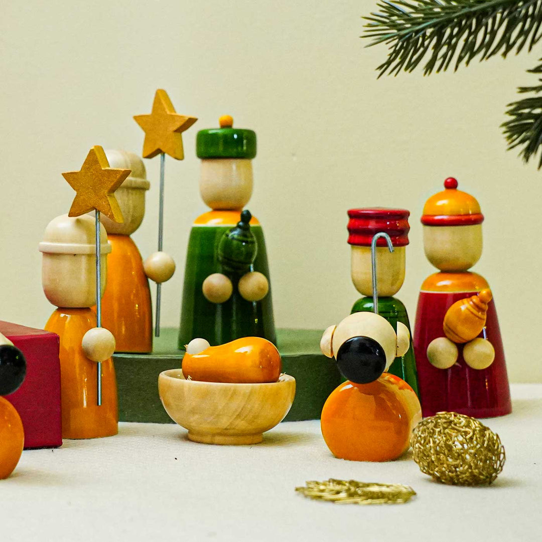 Handmade Nativity Set Wooden Figurine For Christmas Decoration | Set Of 13