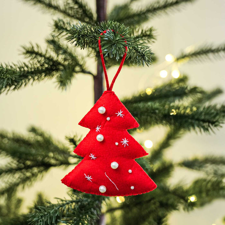 Handmade Red Pearl Felt Ornament For Christmas Tree Decoration