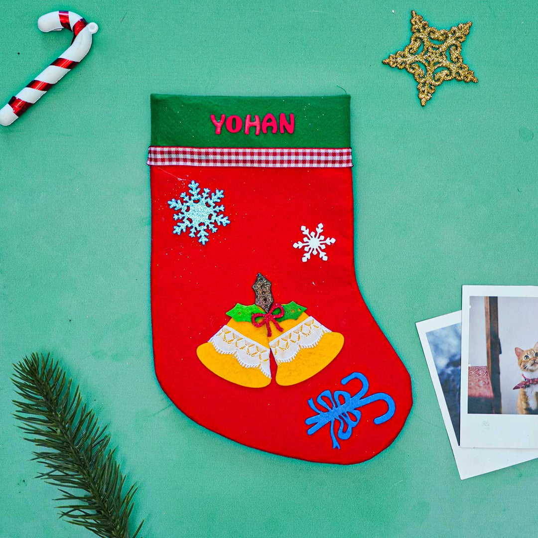 Personalized Green Holly Bells Felt Stockings For Christmas Decoration