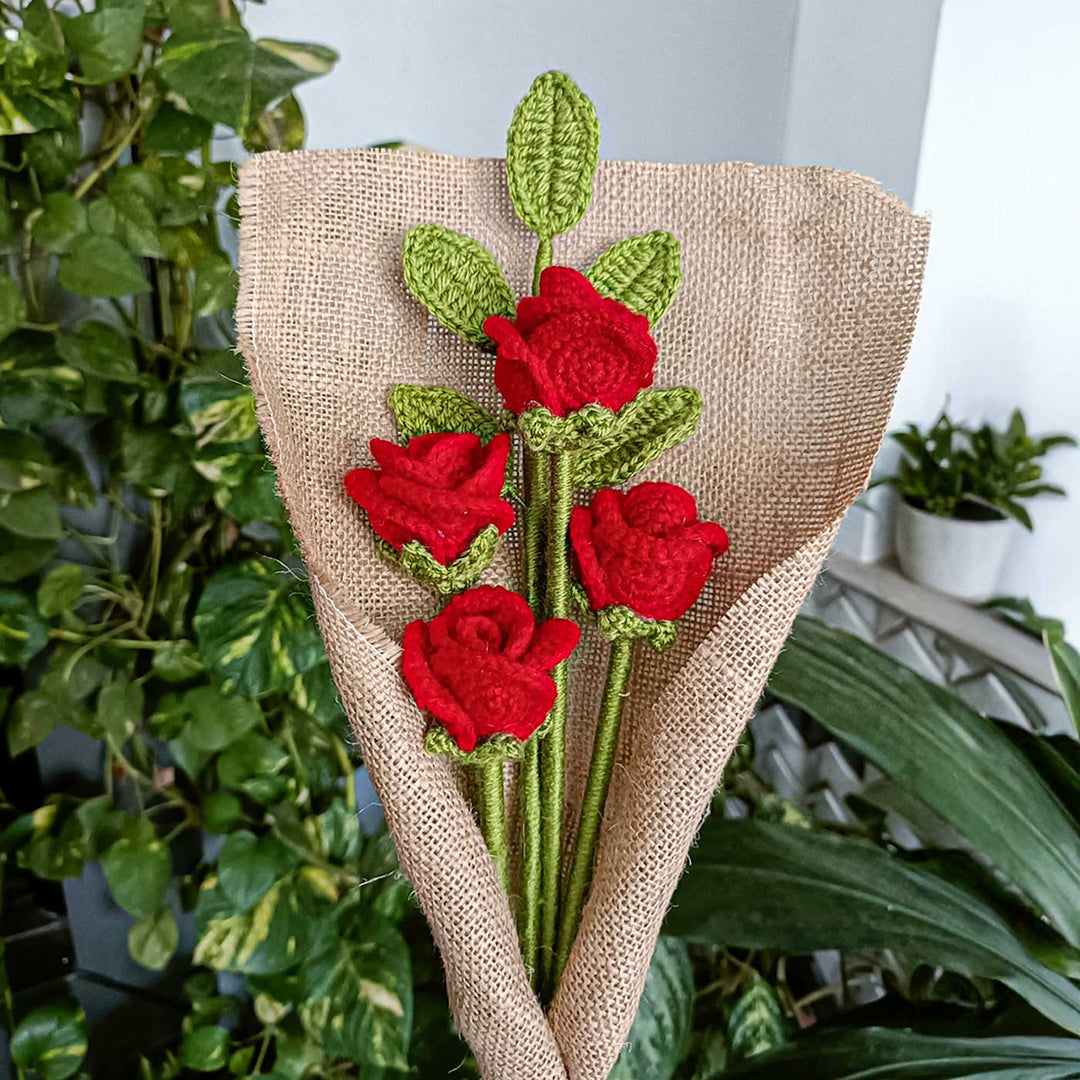 Handmade Crochet Red Rose Flower Bouquet | Set Of 4