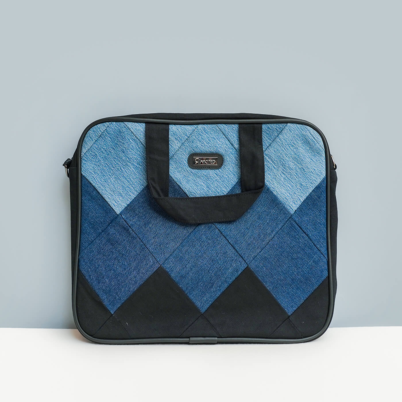 Quirky laptop bags best sale