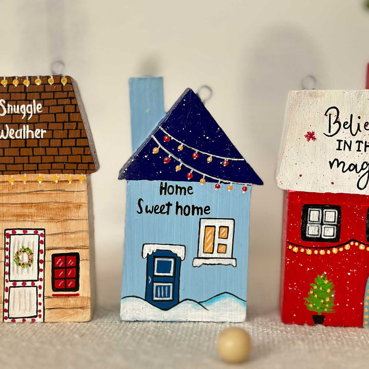 Snowy Xmas Miniature Houses | Set of 3