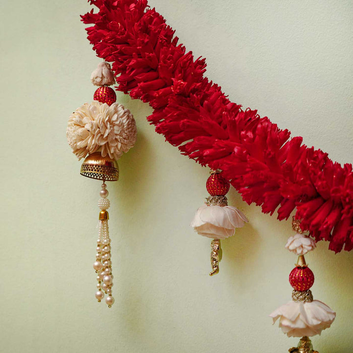 Handmade Ananya Red & White Shola Flower Toran