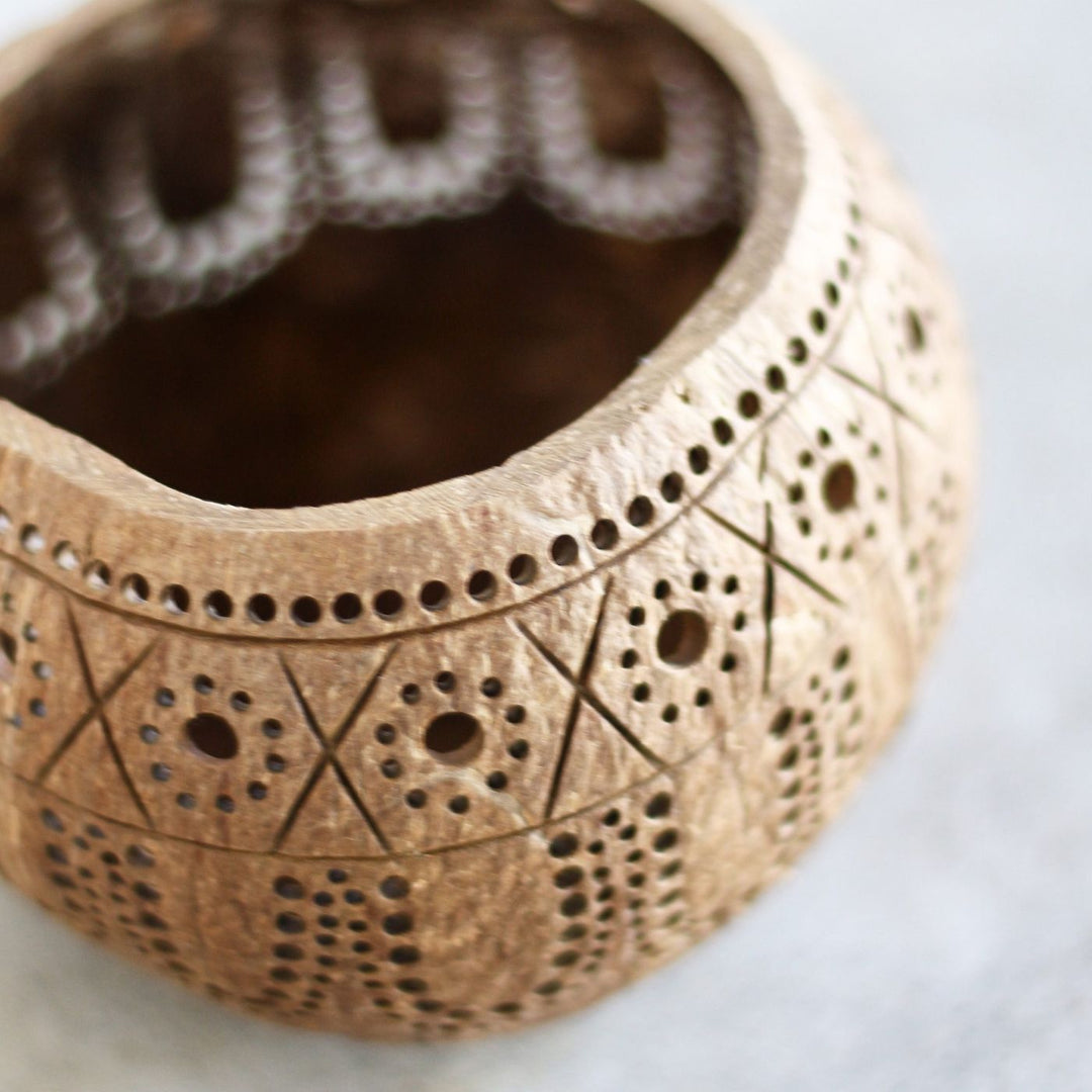 Eco-friendly Coconut Shell Tealight Holder I Tropical