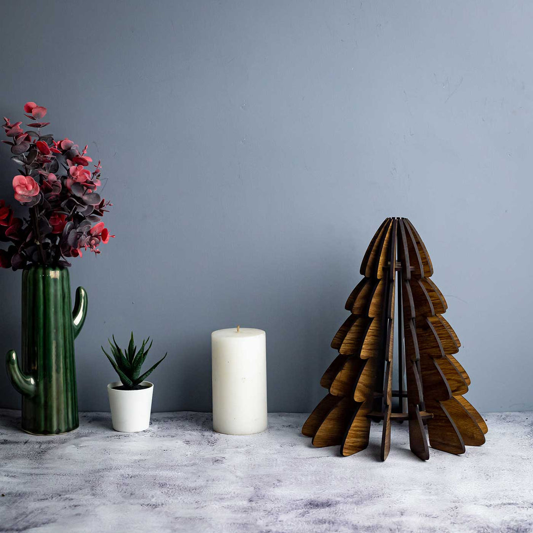 Handmade Small Woodland Pine Wood Table Decor For Christmas Decoration