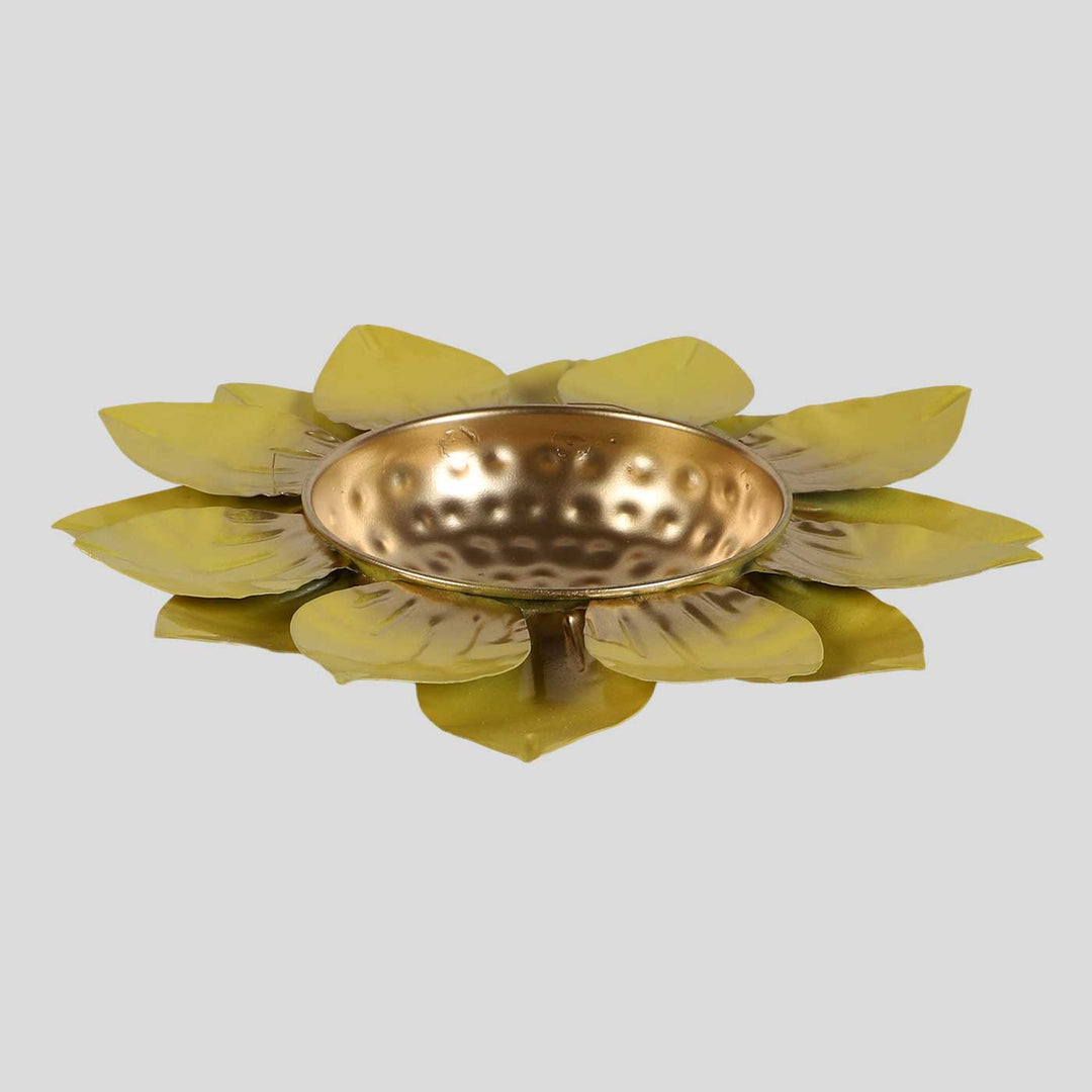 Handmade Yellow & Gold Flower Urli