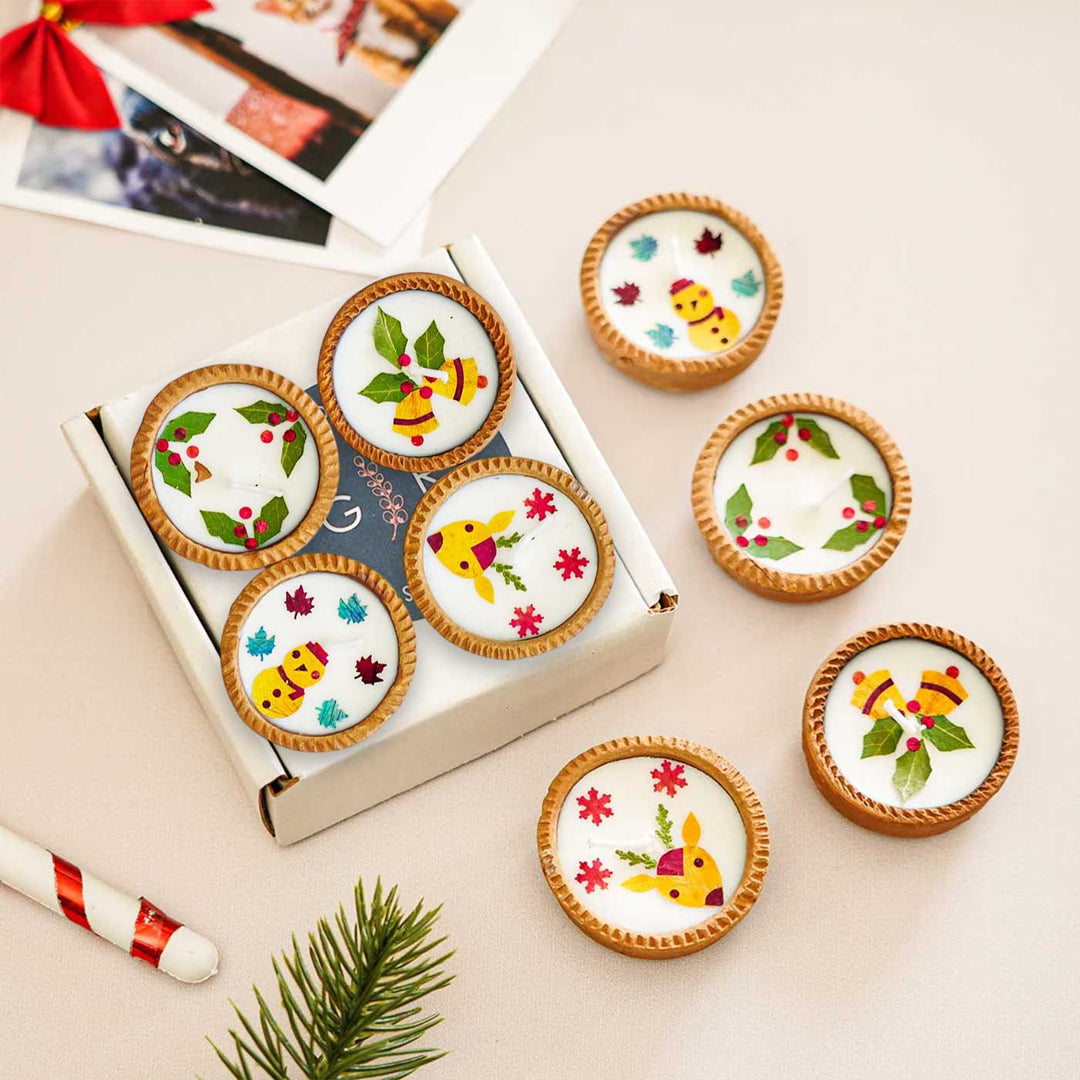 Handmade Soy Wax & Pressed Flower Terracotta Candles For Christmas Decoration | Set Of 8