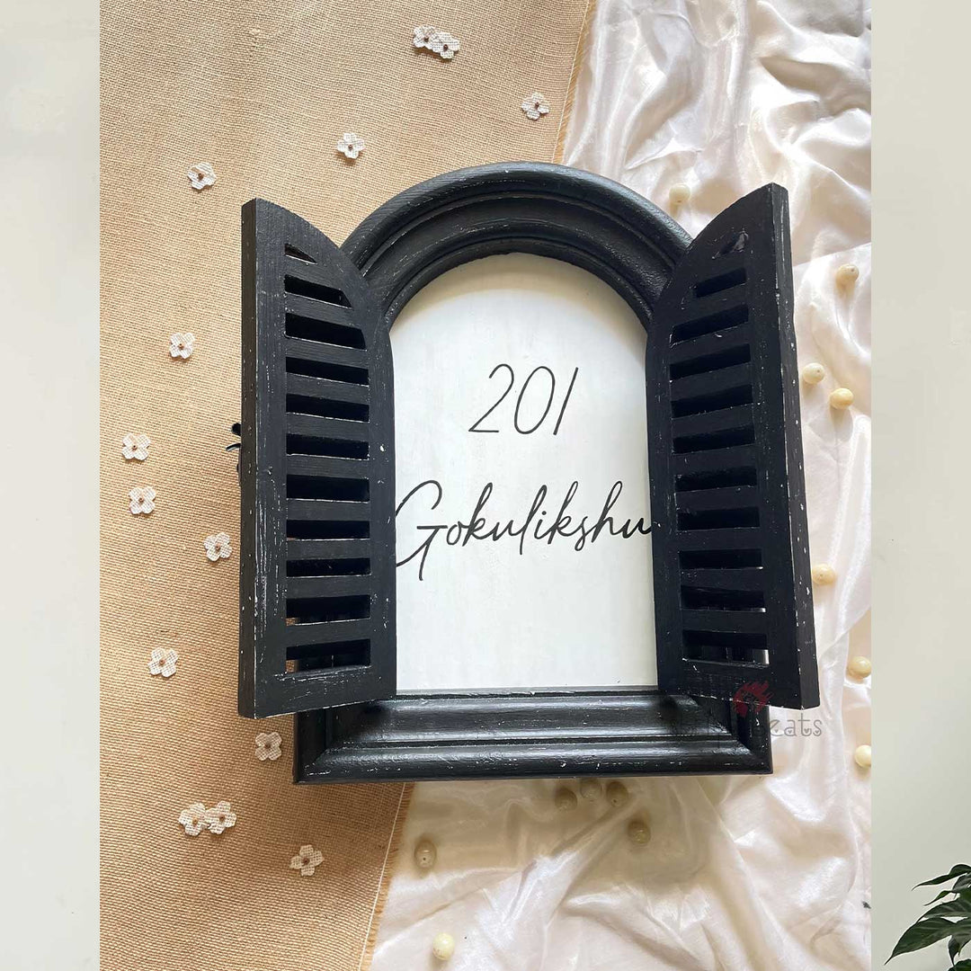 Arched Vintage Window Nameboard