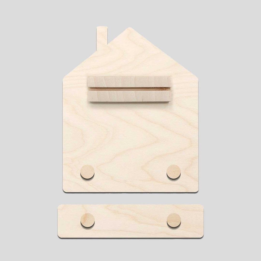 Printed Wooden House Shaped Parrot Nameplate For Couples