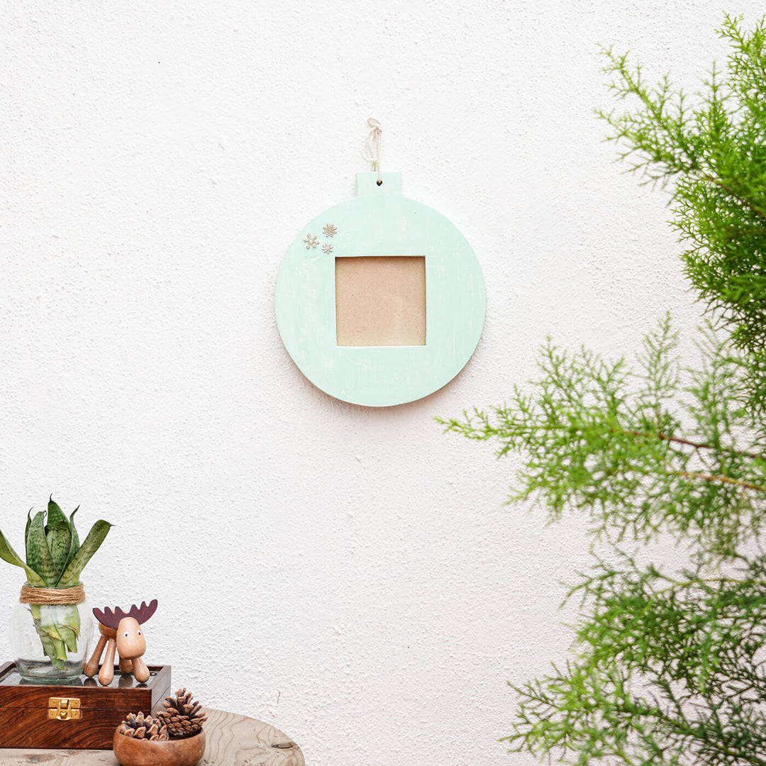 Snow Globe Sea Green Wooden Frame - Small