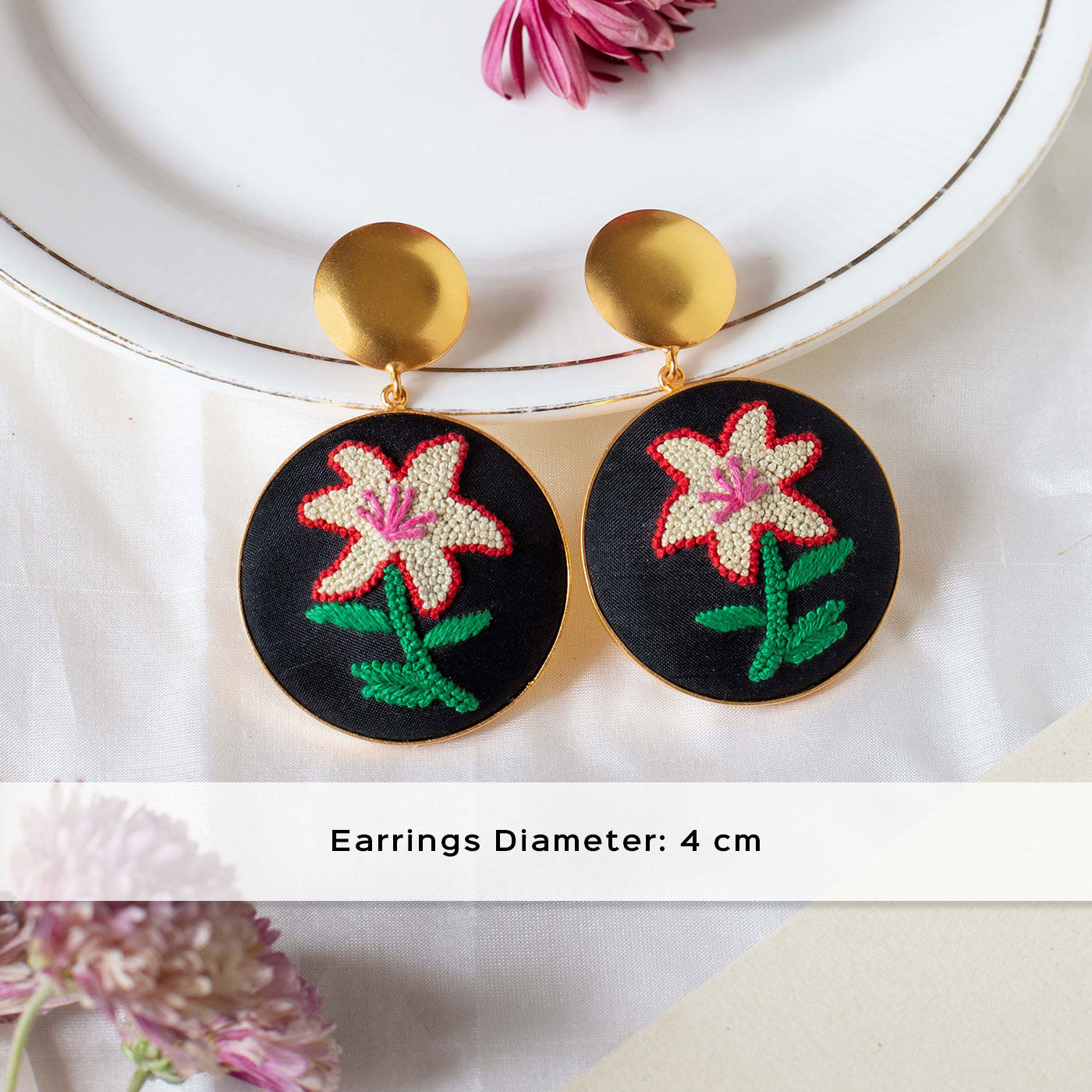 2124 Christmas Earring SET Earrings In-The-Hoop Design - Applique &  Embroidery Originals