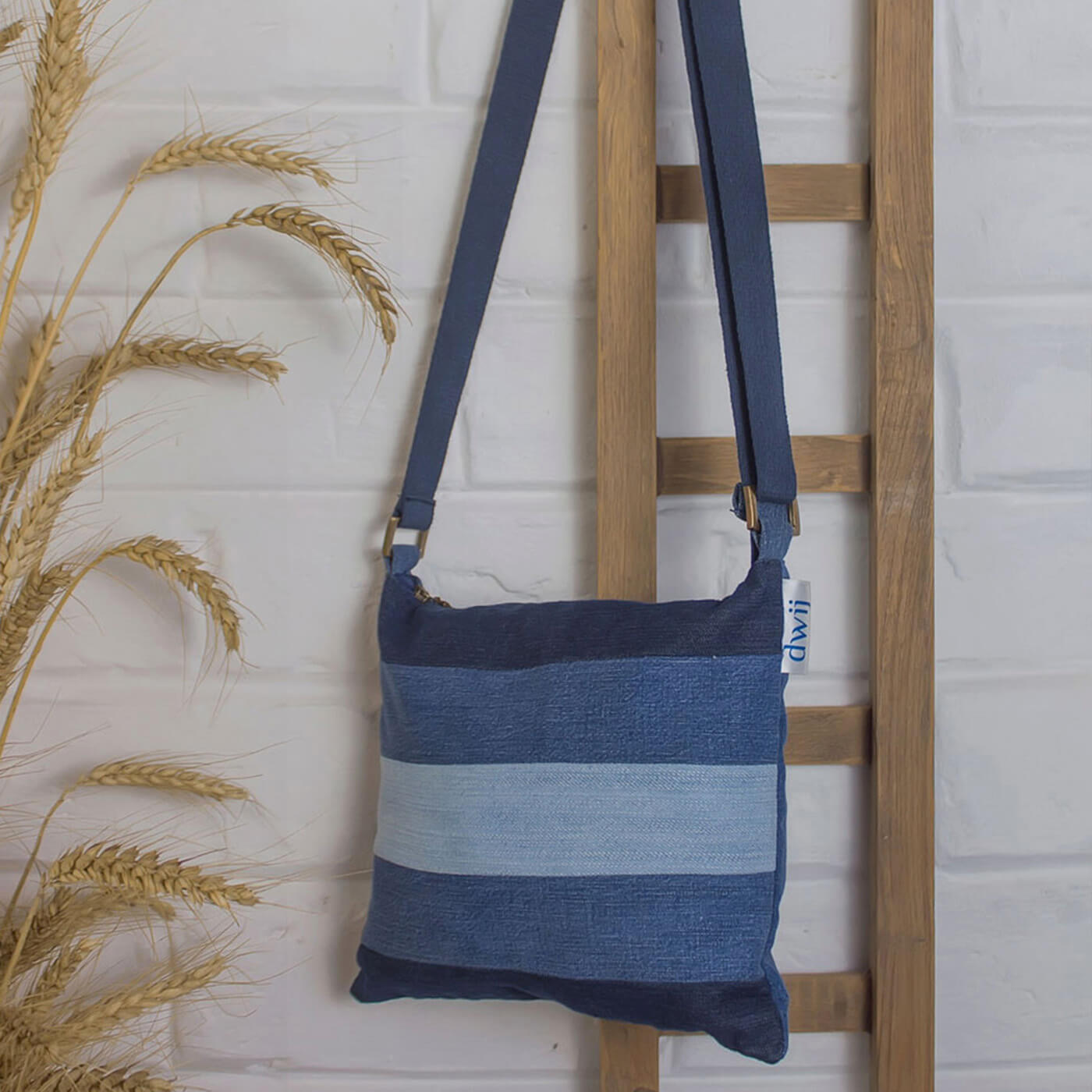 Upcycled small denim shoulder bag | Denim yute bag | Crossbody cheapest bag | Sustainable made bag